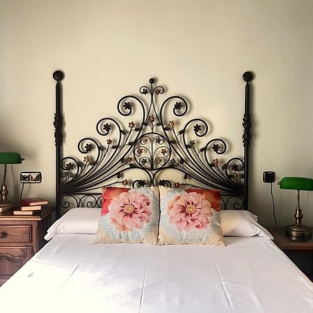 Housing Leon Marigold Apartment ภายนอก รูปภาพ