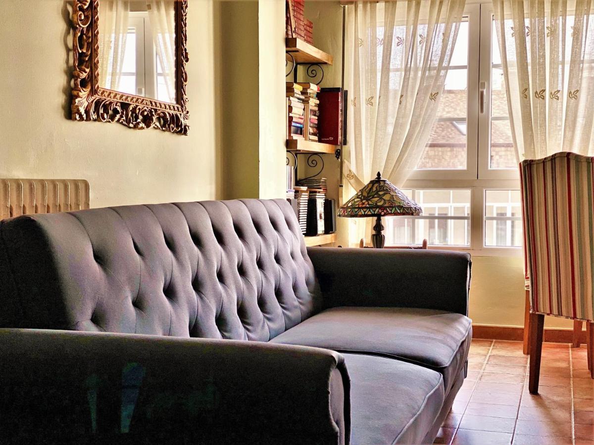 Housing Leon Marigold Apartment ภายนอก รูปภาพ