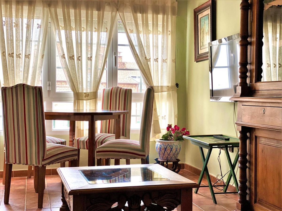 Housing Leon Marigold Apartment ภายนอก รูปภาพ