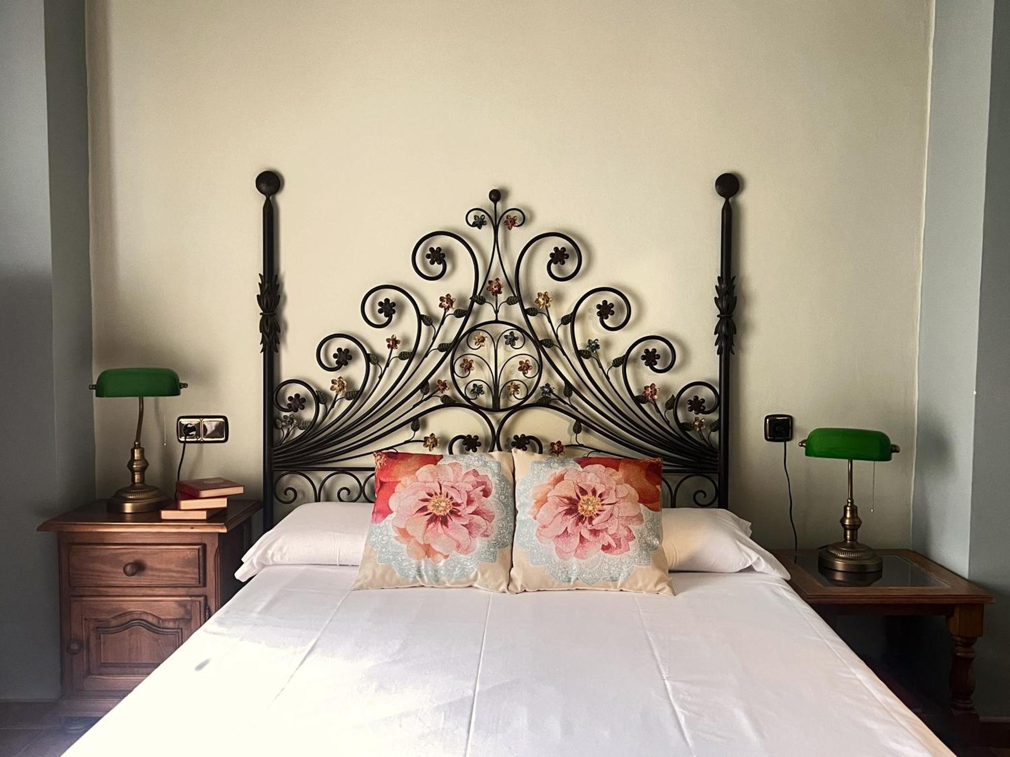 Housing Leon Marigold Apartment ภายนอก รูปภาพ